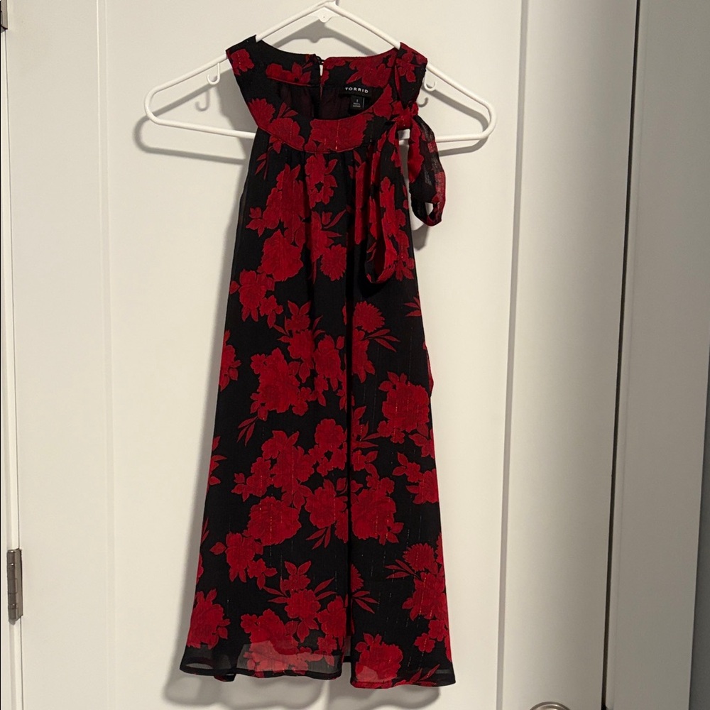 Black & Red Floral Dressy Tank